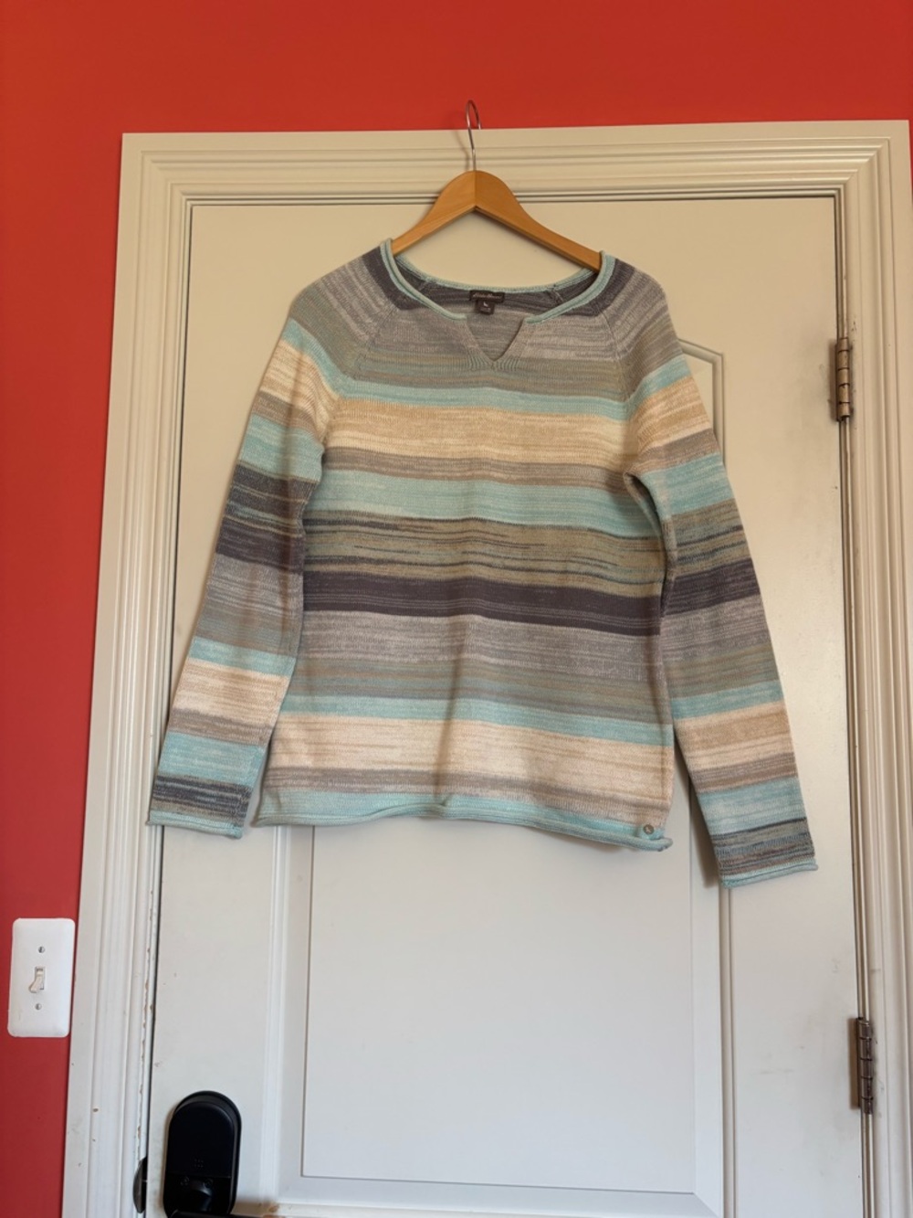 Eddie Bauer Striped Crewneck Sweater in Aqua, Cream & Gray. Women’s Medium.
